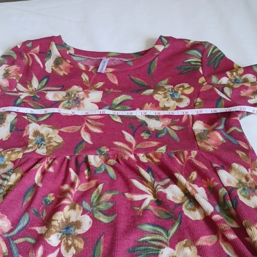 Watermelon Floral Tunic Size Large